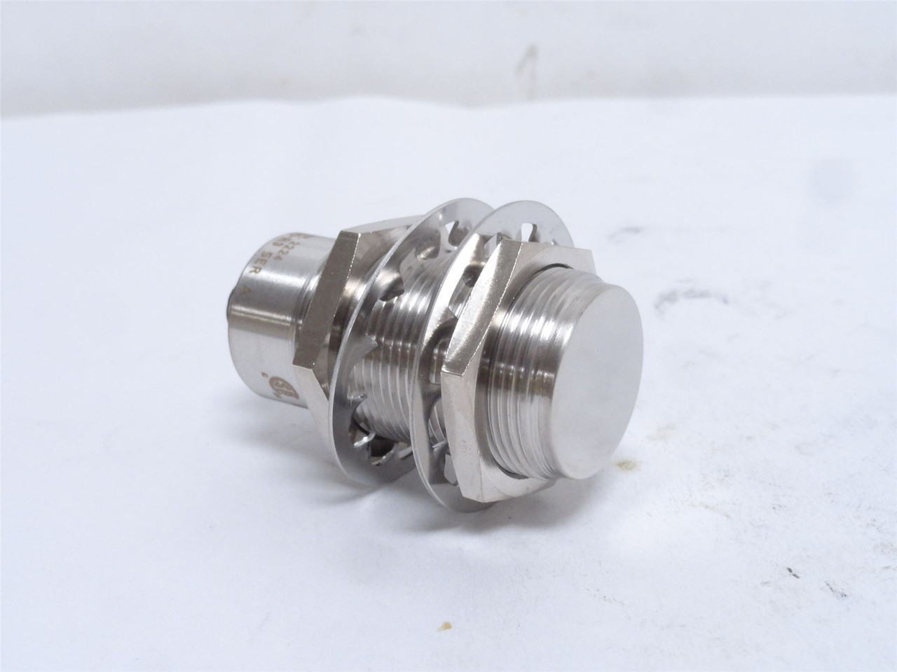 Allen-Bradley 871TM-BH10N30-R3; Proximity Sensor; 10-30VDC