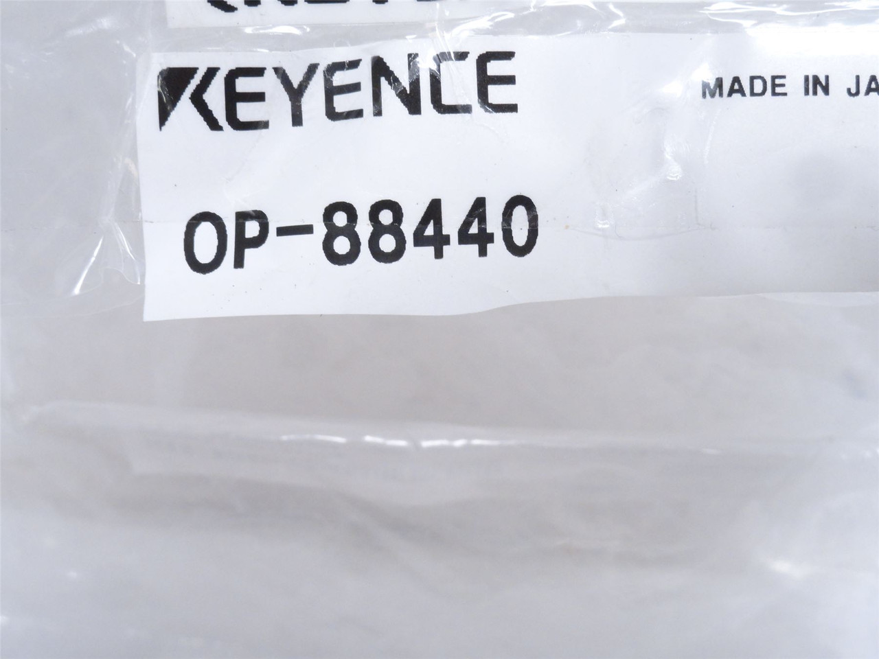 Keyence OP-88440; Terminal Box Power Supply Cable; 2m Long