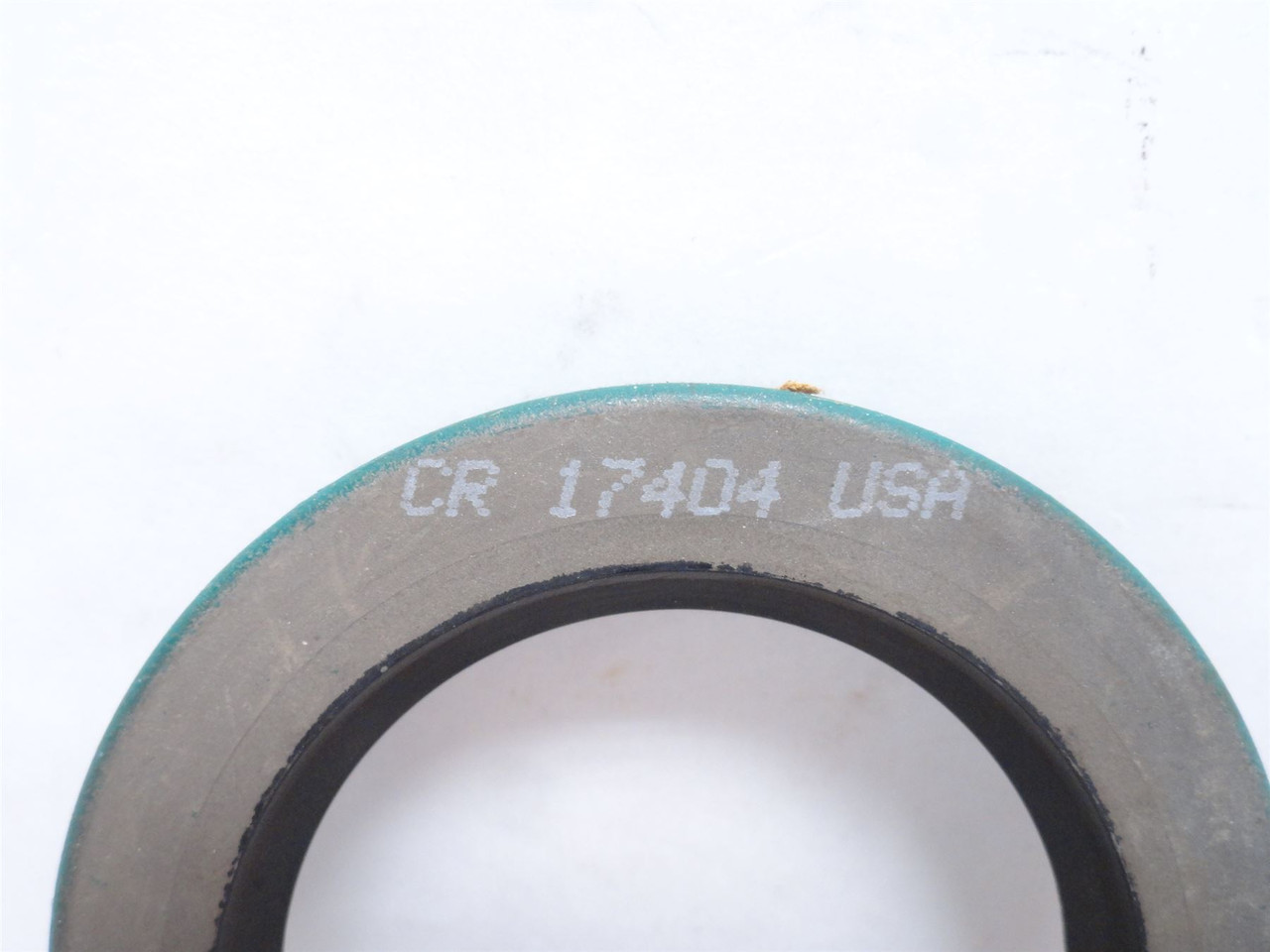 CR 17404; Single Lip Oil Seal 1.75"ID x 2.561"OD x 0.313" Wide