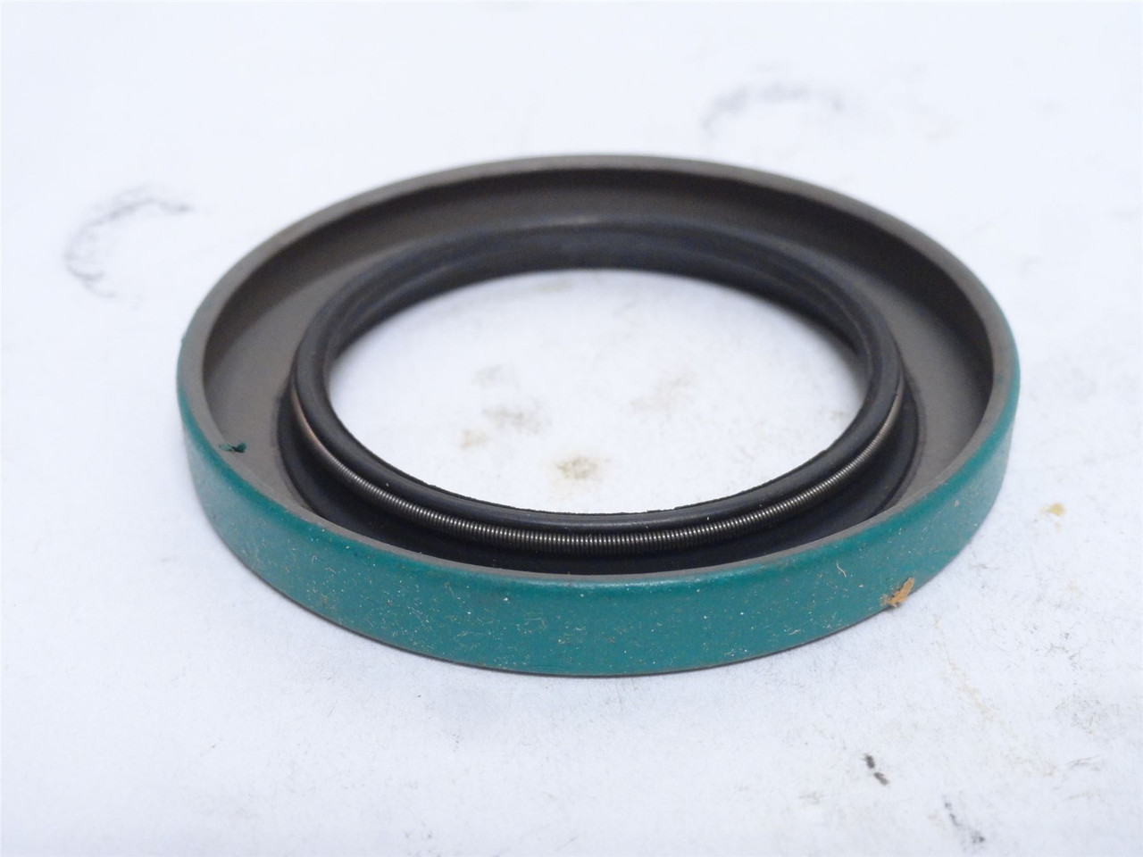 CR 17404; Single Lip Oil Seal 1.75"ID x 2.561"OD x 0.313" Wide