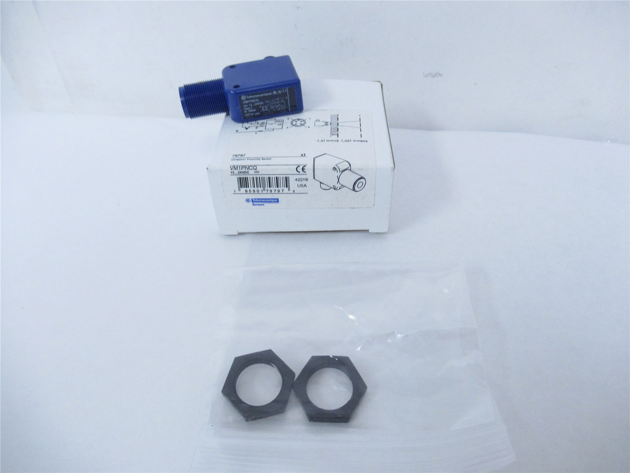 Telemecanique VM1PNCQ; Proximity Sensor Ultrasonic 12...24VDC