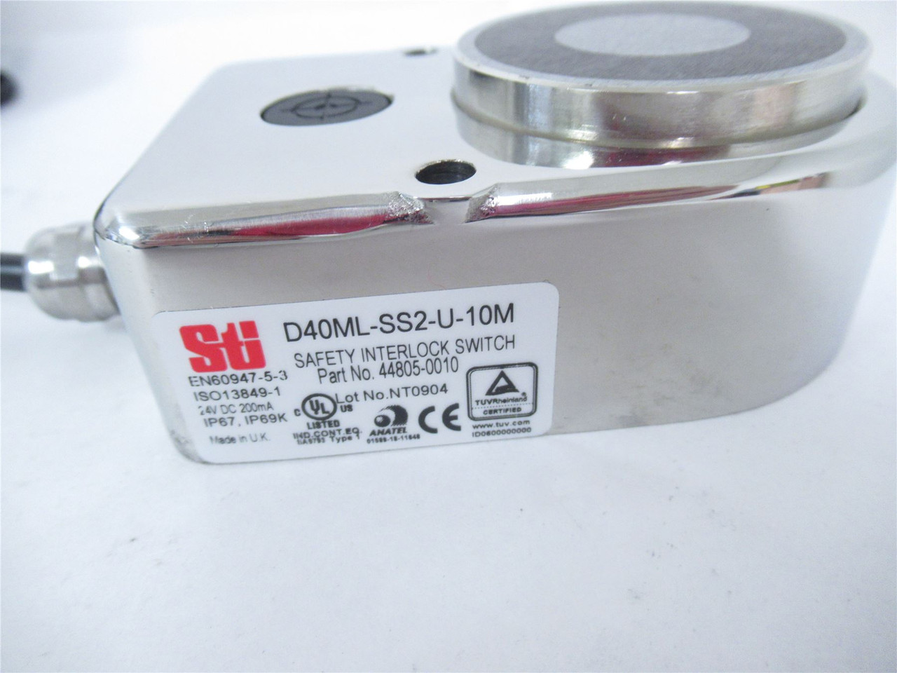 Omron D40ML-SS2-U-10M ; STI Safety Switch RFID 316 SS10MCable