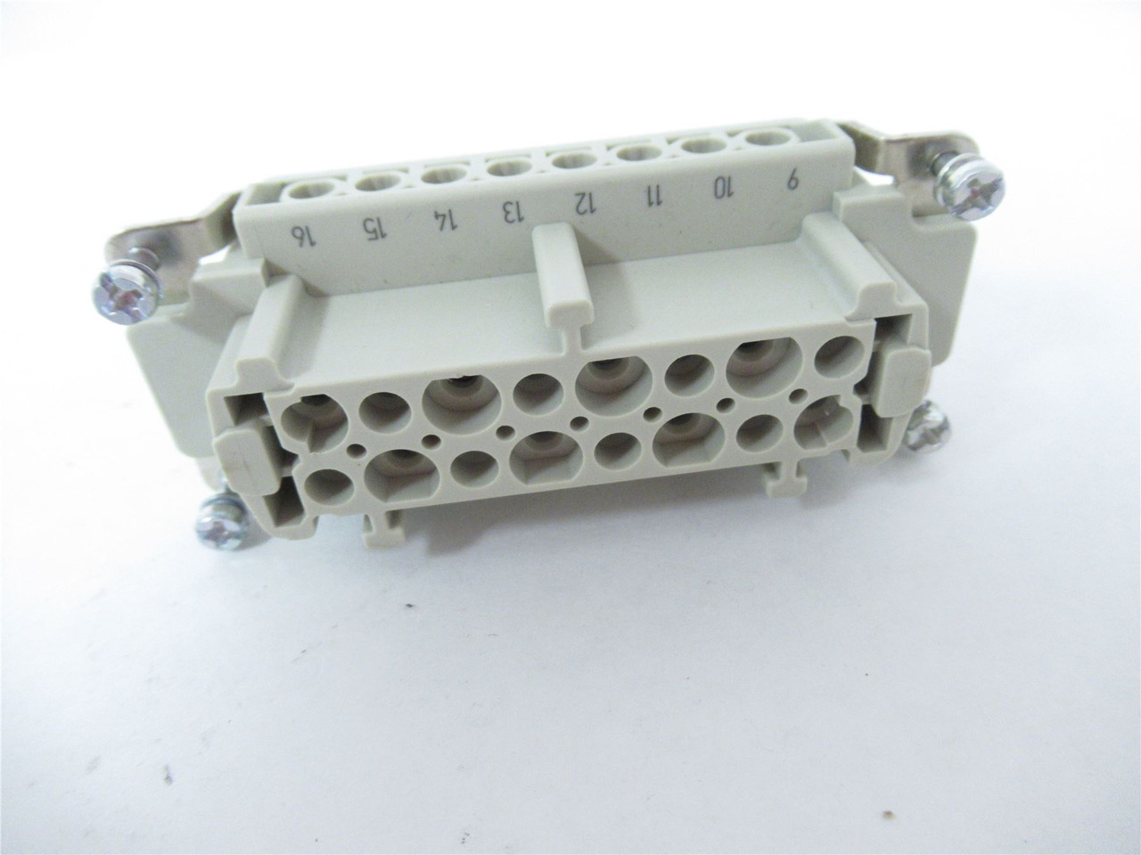 Harting 09330162701_; Socket Insert 16+PE 4-18AW Screw600V16A