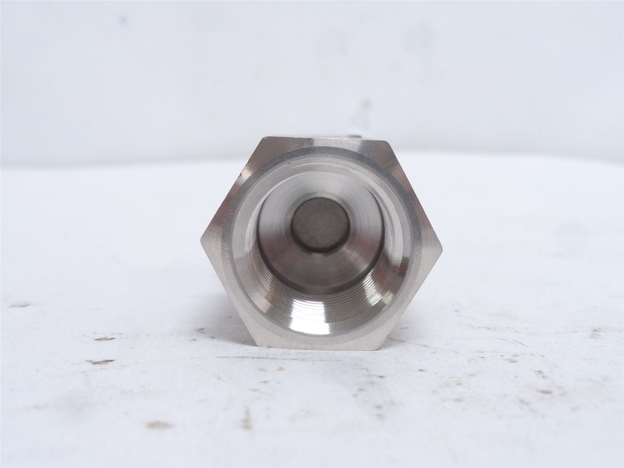 Swagelok SS-CHF8-60; Poppet Check Valve SS-316 1/2NPT