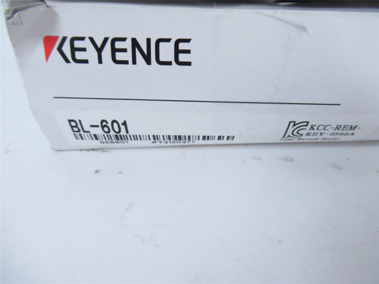 Keyence BL-601; Ultra Small Laser Barcode Reader