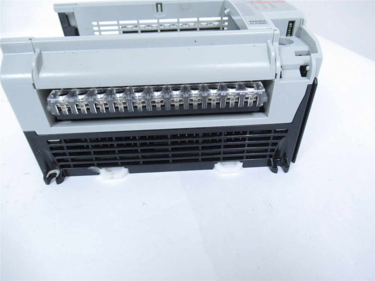 Allen-Bradley 1764-24AWA; MicroLogix 1500 Base Unit Ser B Rev A