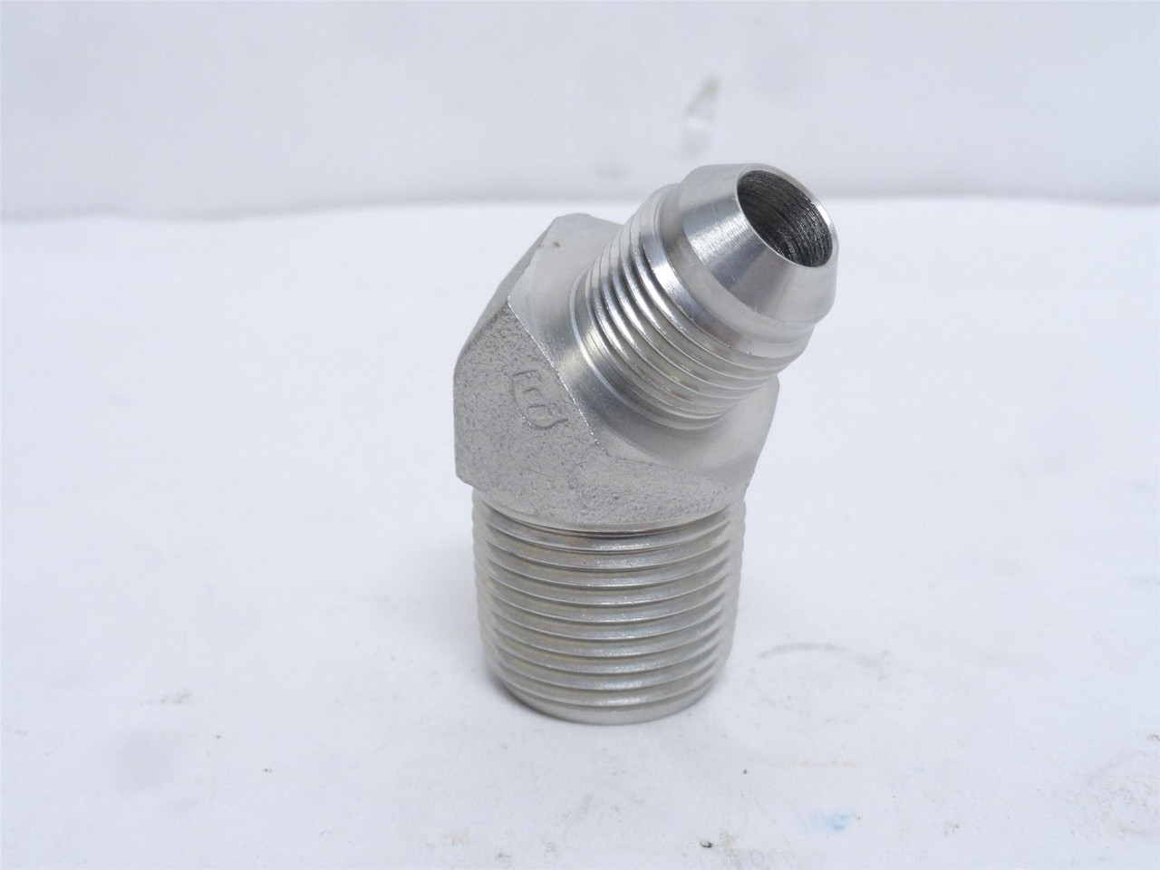 Brennan 2503-08-12-FG; Elbow; 45Deg; 3/4 NPT x 1/2 JIC