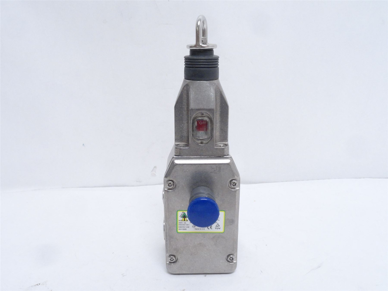 IDEM GLS-SS-144003; Rope Pull Safety Switch 240VAC; 3A