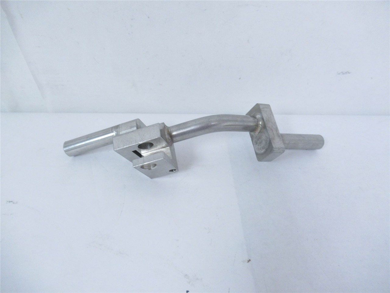 MFG LA00084328; ASSY J-CUT LEFT