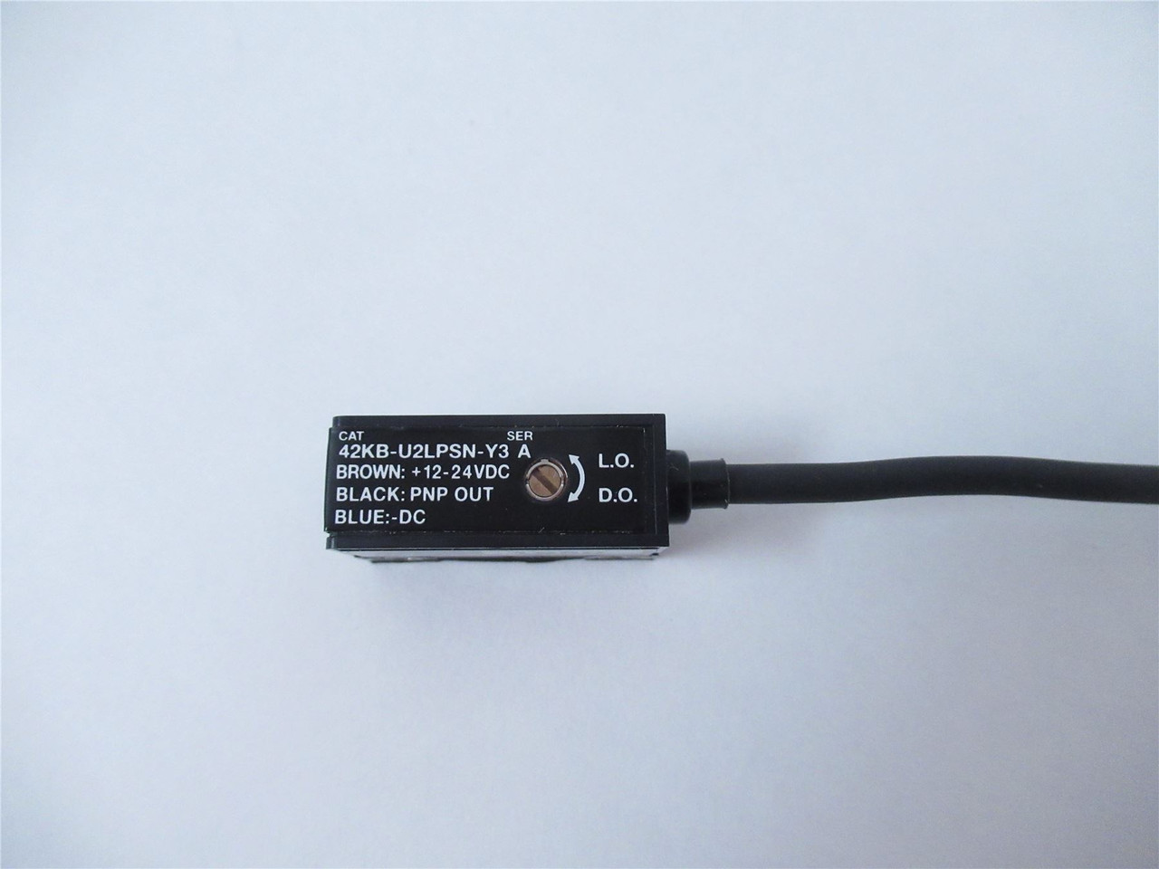 Allen-Bradley 42KB-U2LPSN-Y3 ; Micro Rectangular Photo Sensor