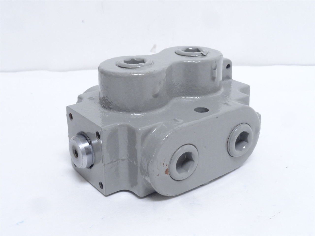 Prince DS-4A1E; Hydraulic Selector Valve Body; No Handle Prince DS-4A1E; Hydraulic Selector Valve Body; No Handle
