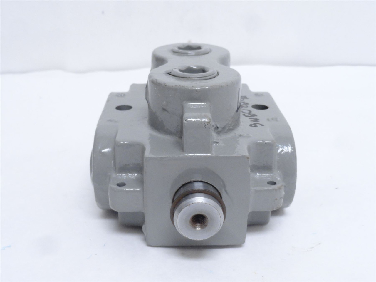 Prince DS-4A1E; Hydraulic Selector Valve Body; No Handle Prince DS-4A1E; Hydraulic Selector Valve Body; No Handle