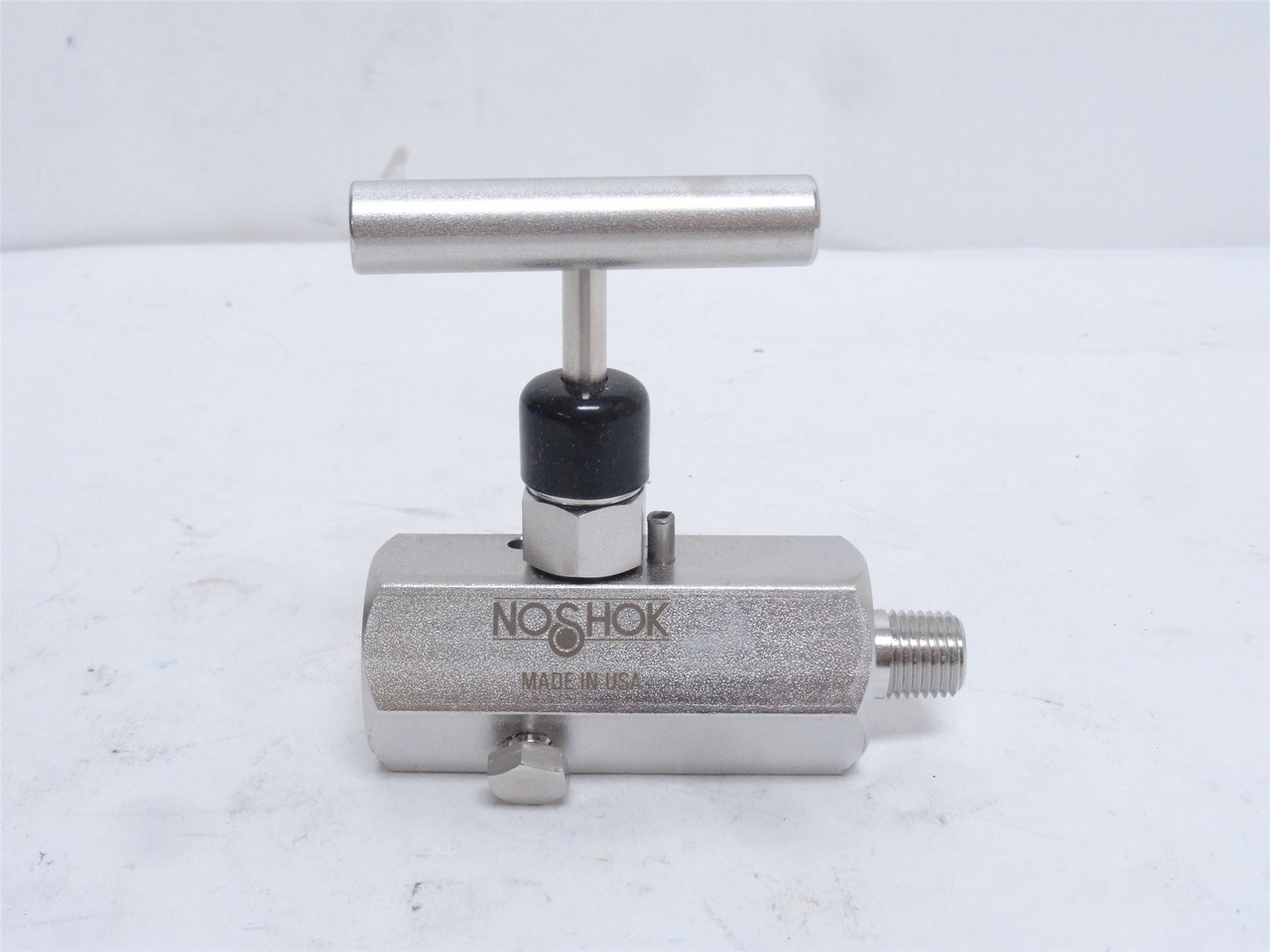 Noshok 602-MFS; Block & Bleed Valve SS-316; 1/4NPT; 10;000PSI