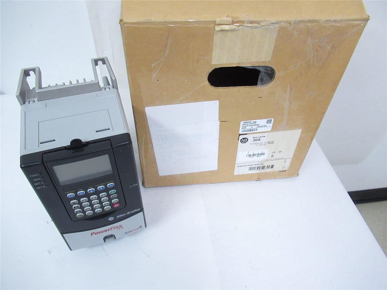 Allen-Bradley 20AD2P1A3AYNNEG0; PowerFlex 70 Drive 1HP 480VAC