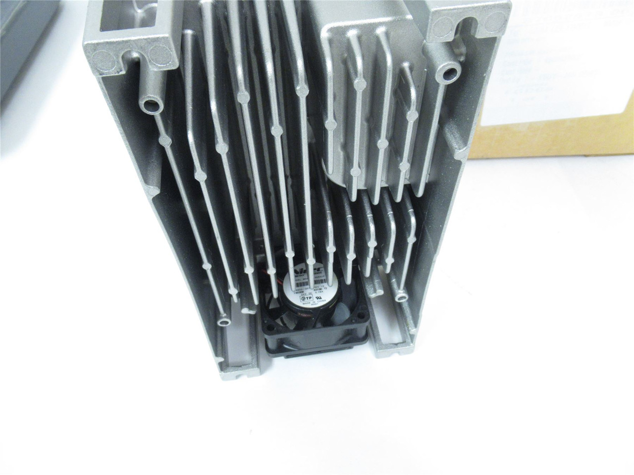 Allen-Bradley 20AD2P1A3AYNNEG0; PowerFlex 70 Drive 1HP 480VAC