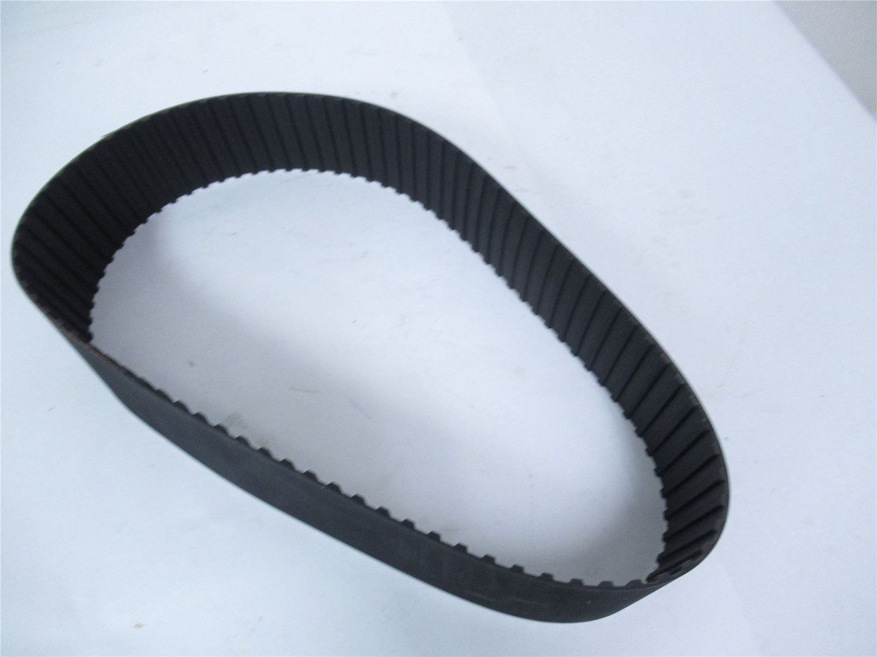 Gates 410H300; Timing Belt Pitch .50" Width 3" Teeth 82 L41"