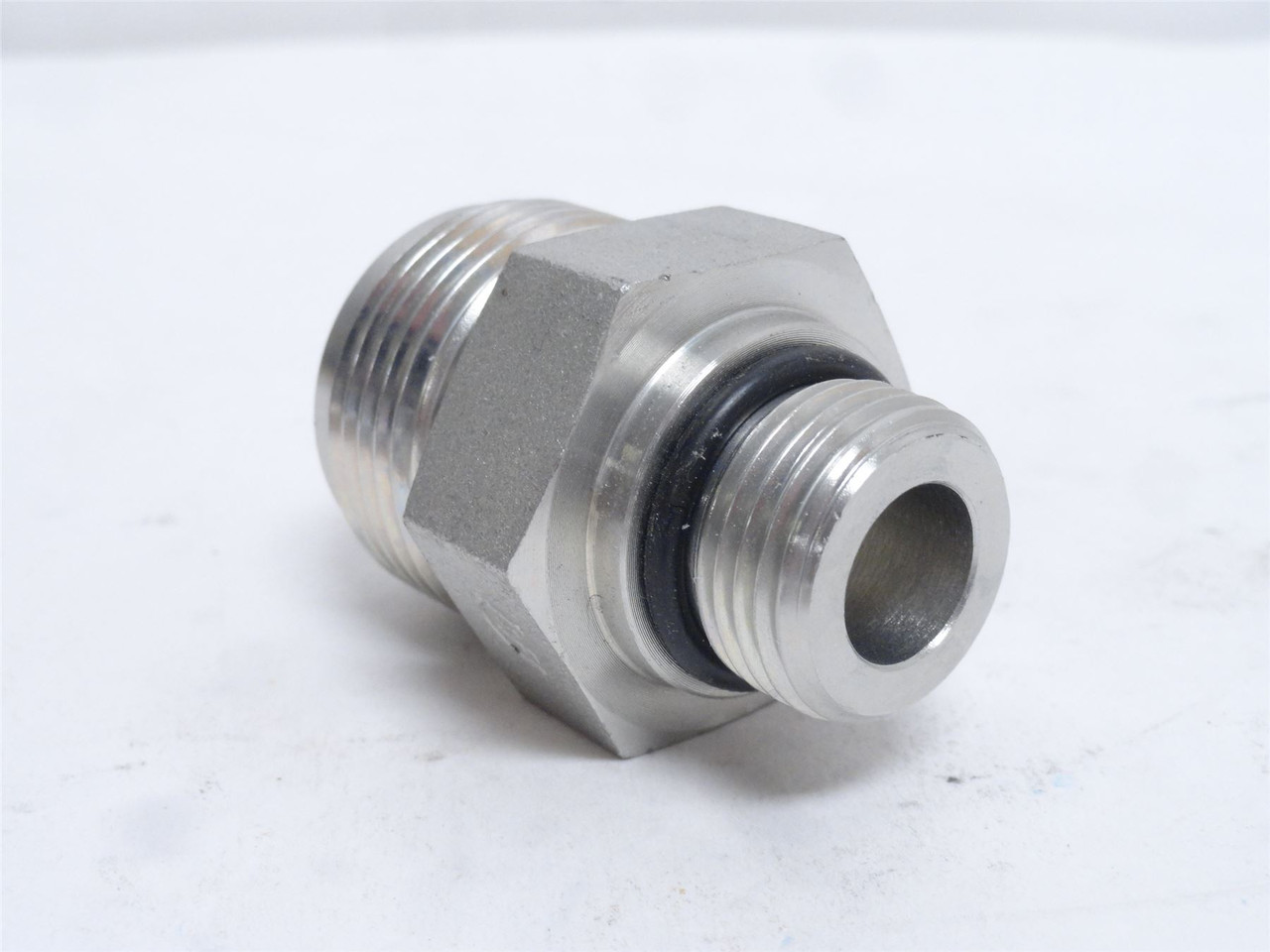Brennan 6400-16-10-O; Straight Adapter 1 JIC x 5/8 BOSS
