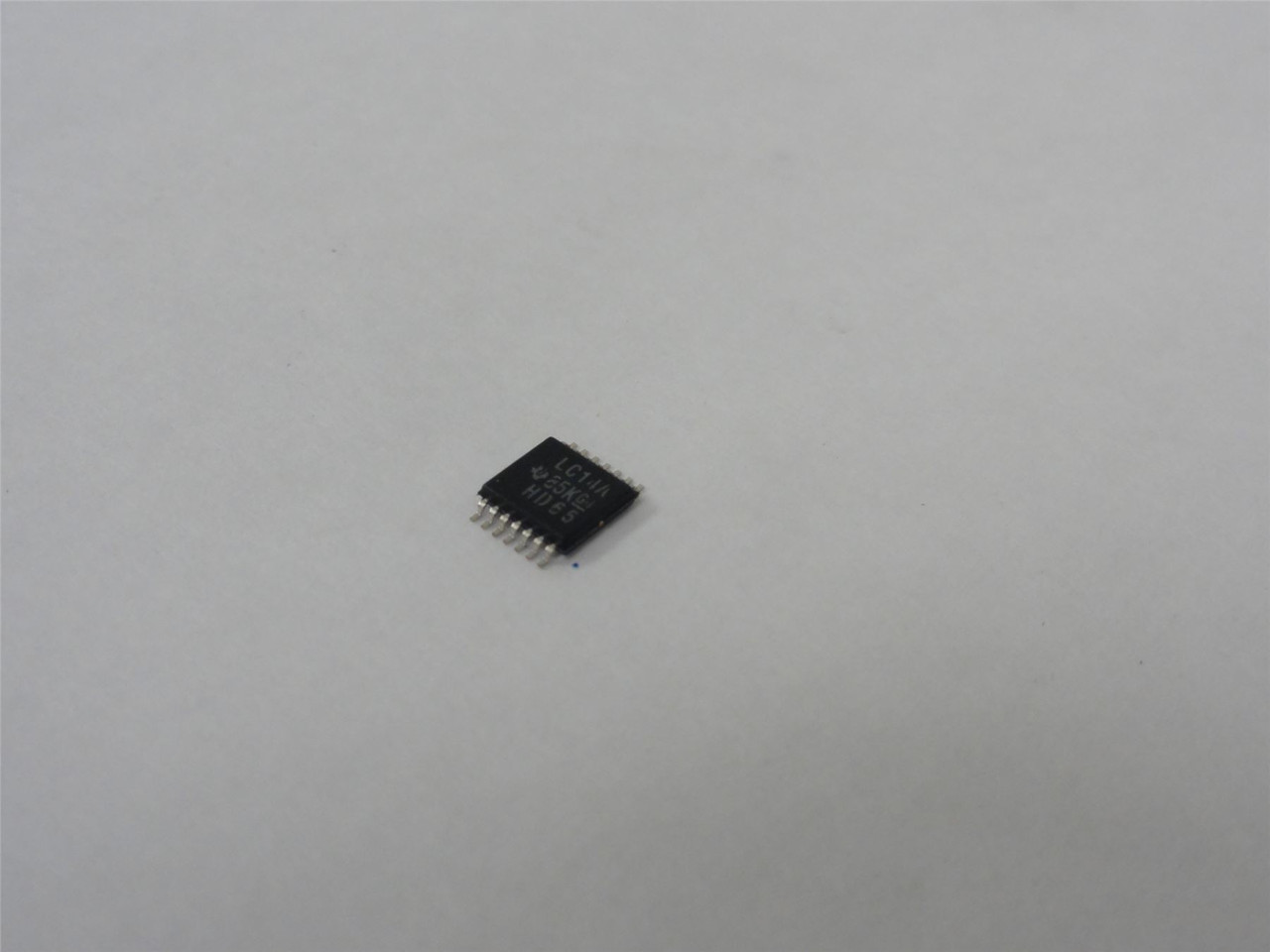 TI SN74LVC14; Lot-30 IC Inverter Schmitt Trig 6CH 6-IN 14SOP