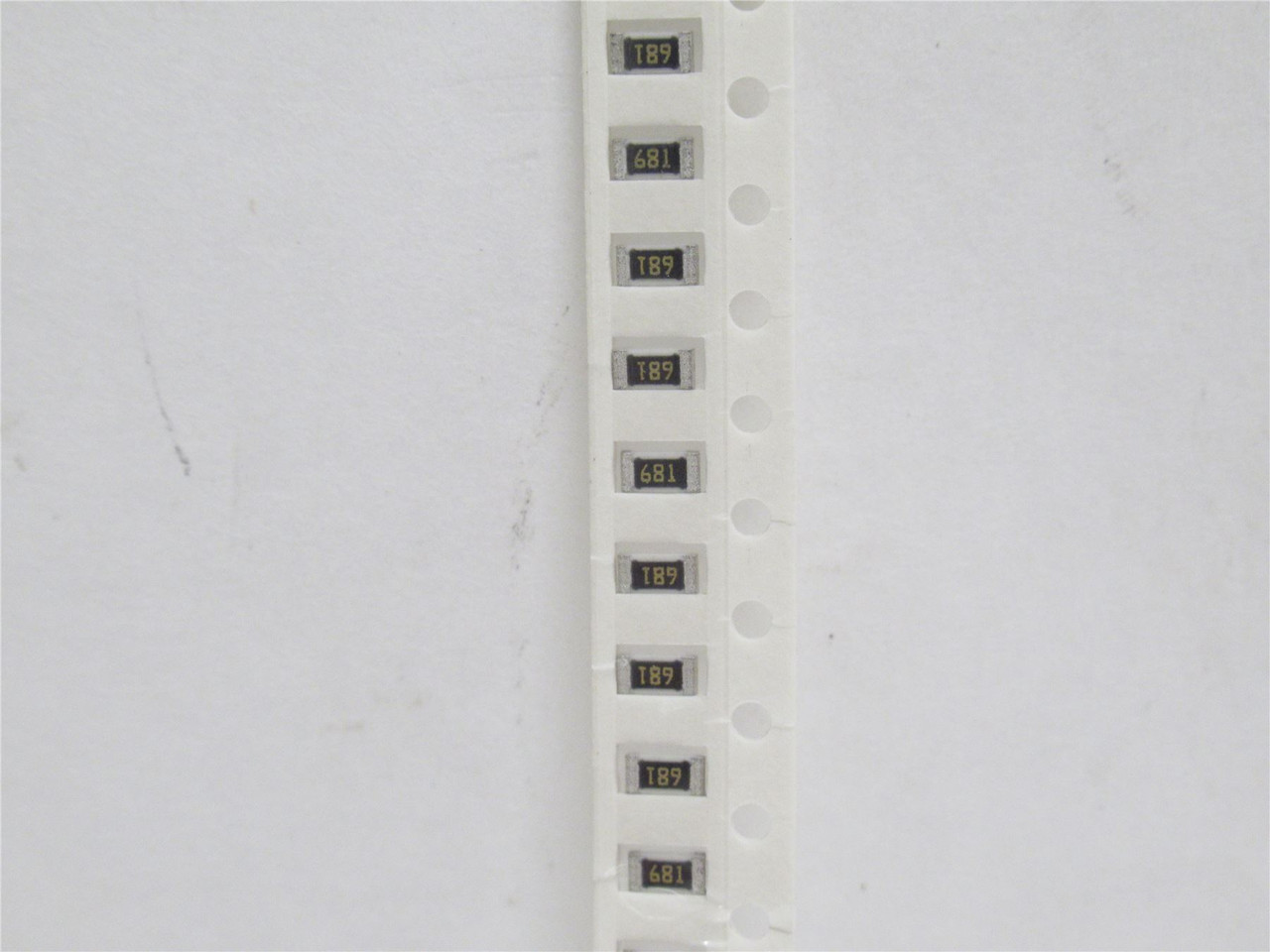 Rohm Semiconductor MCR18EZHJ681; Lot-48 Resistors 680 Ohms