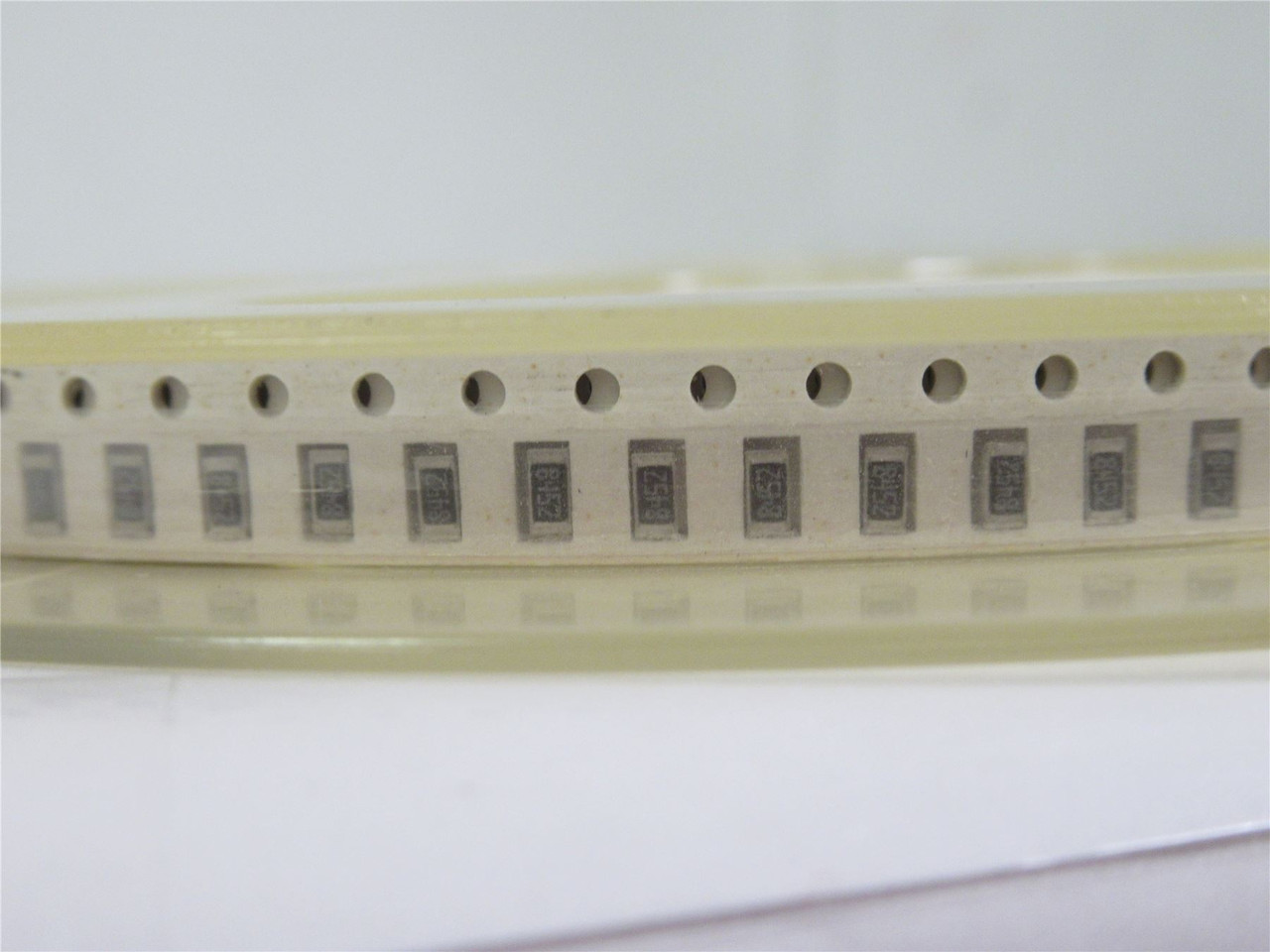 Venkel CR1206-8W-8452FT; Lot-5000 Chip Resistor 84.5Kohms