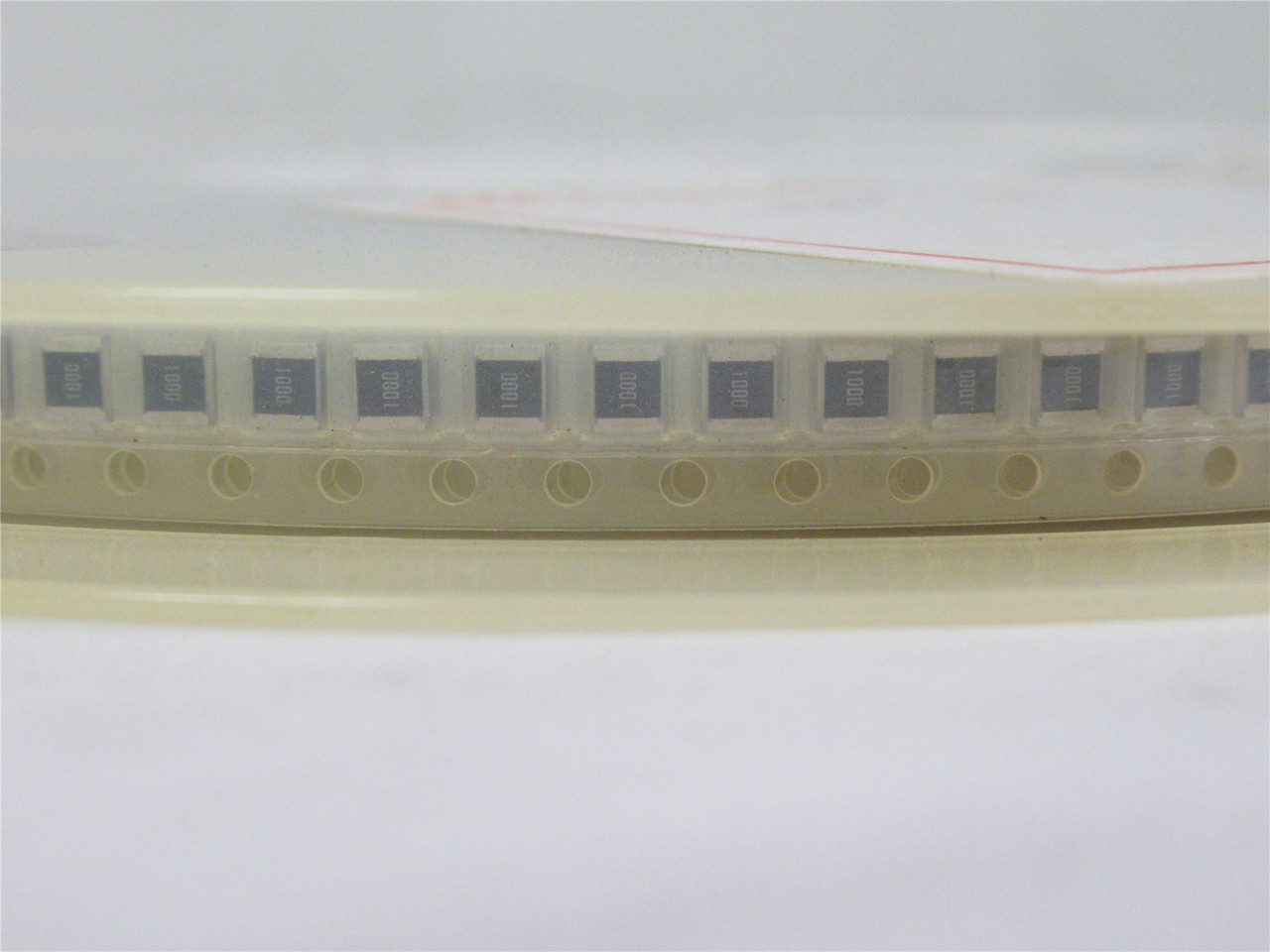 Venkel CR1210-2W-1000FT; Lot-3900 Chip Resistor; 100R; +-1%