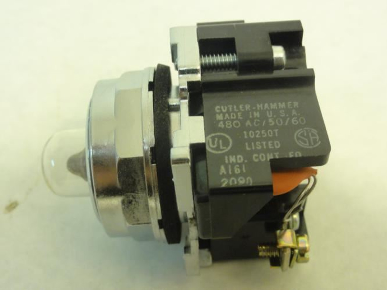 Cutler-Hammer 10250T228N; Indicating Light; No Lense; 480VAC