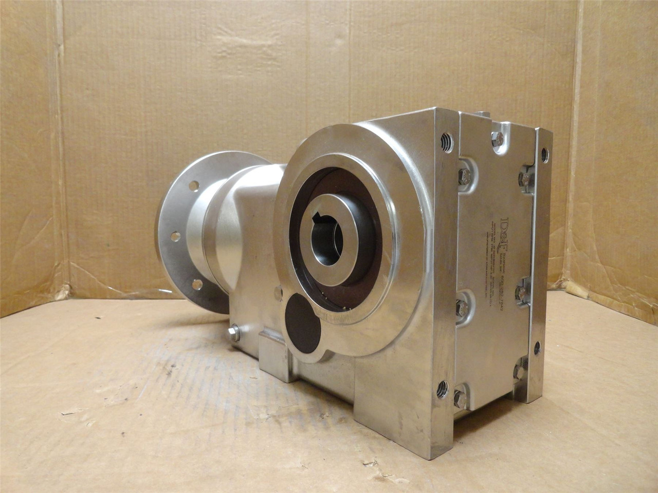 D&F 37.SDFHB6M153; Gear Reducer SS 60:1 Ratio Output-1.25"ID