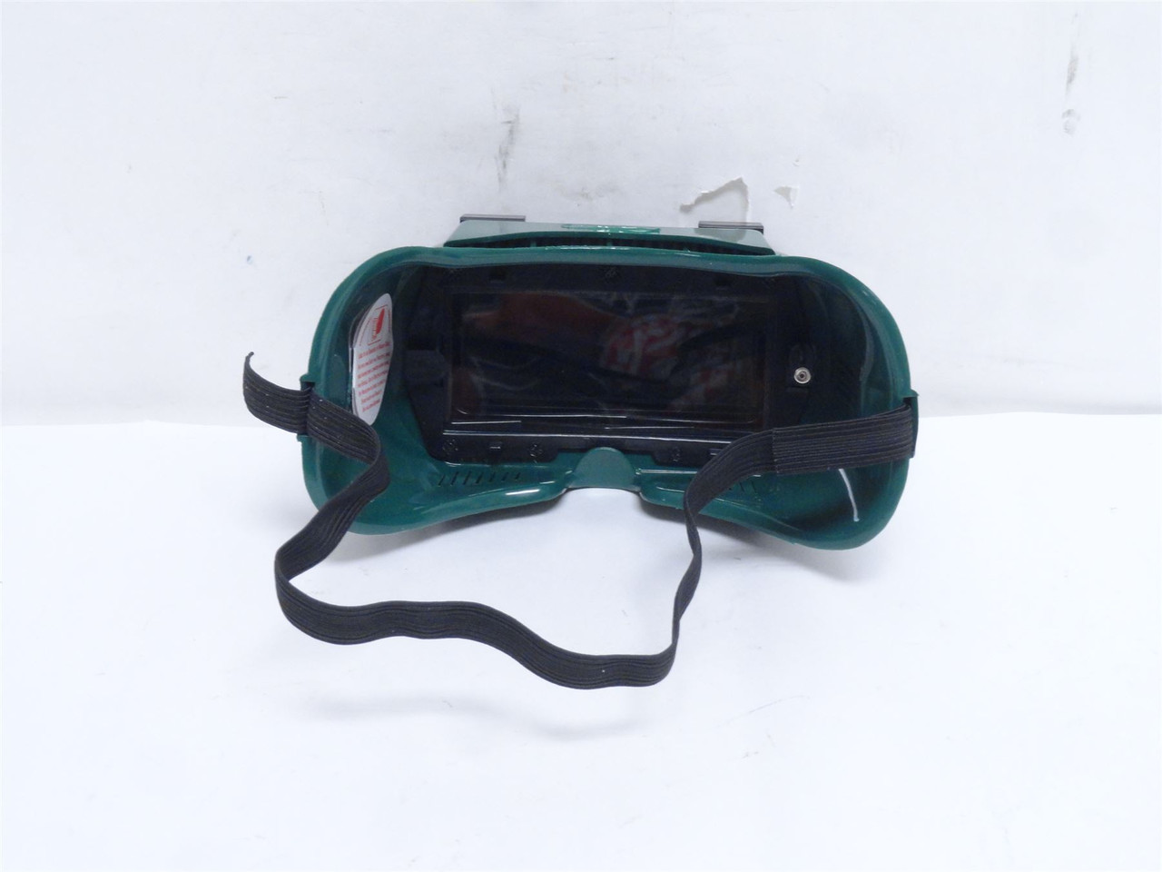 Radnor 64005088; Lift Front Welding Goggles; 2" X 4" Lens