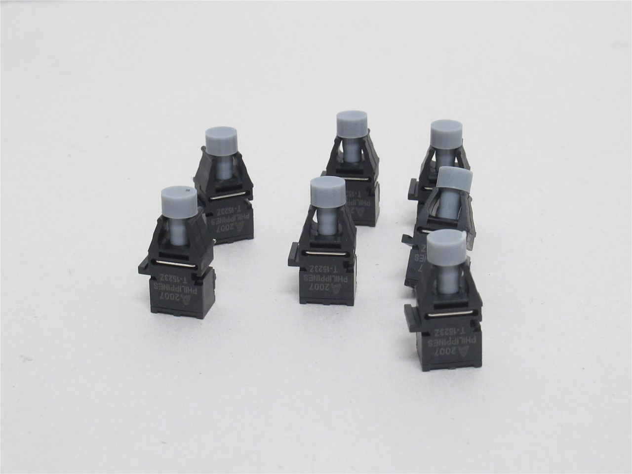 Broadcom HFBR-1523Z; Lot-7; Fiber Optic Transmitters 660nm