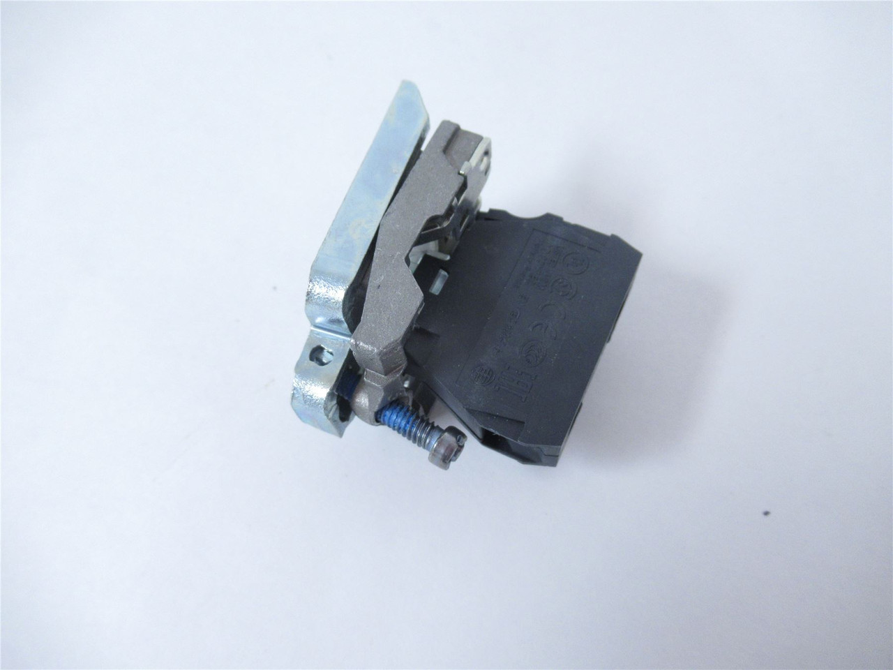 Schneider ZB4BVB1; Switch 22mm; 24VAC/DC; White; LED