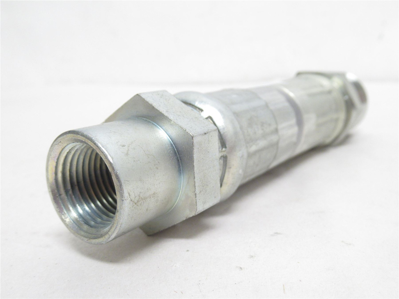 Discount Hose R2-12-ASB-6X1/2X3/4; Hose 8"L 3/4"ID 1/2x1"NPT Discount Hose R2-12-ASB-6X1/2X3/4; Hose 8"L 3/4"ID 1/2x1"NPT
