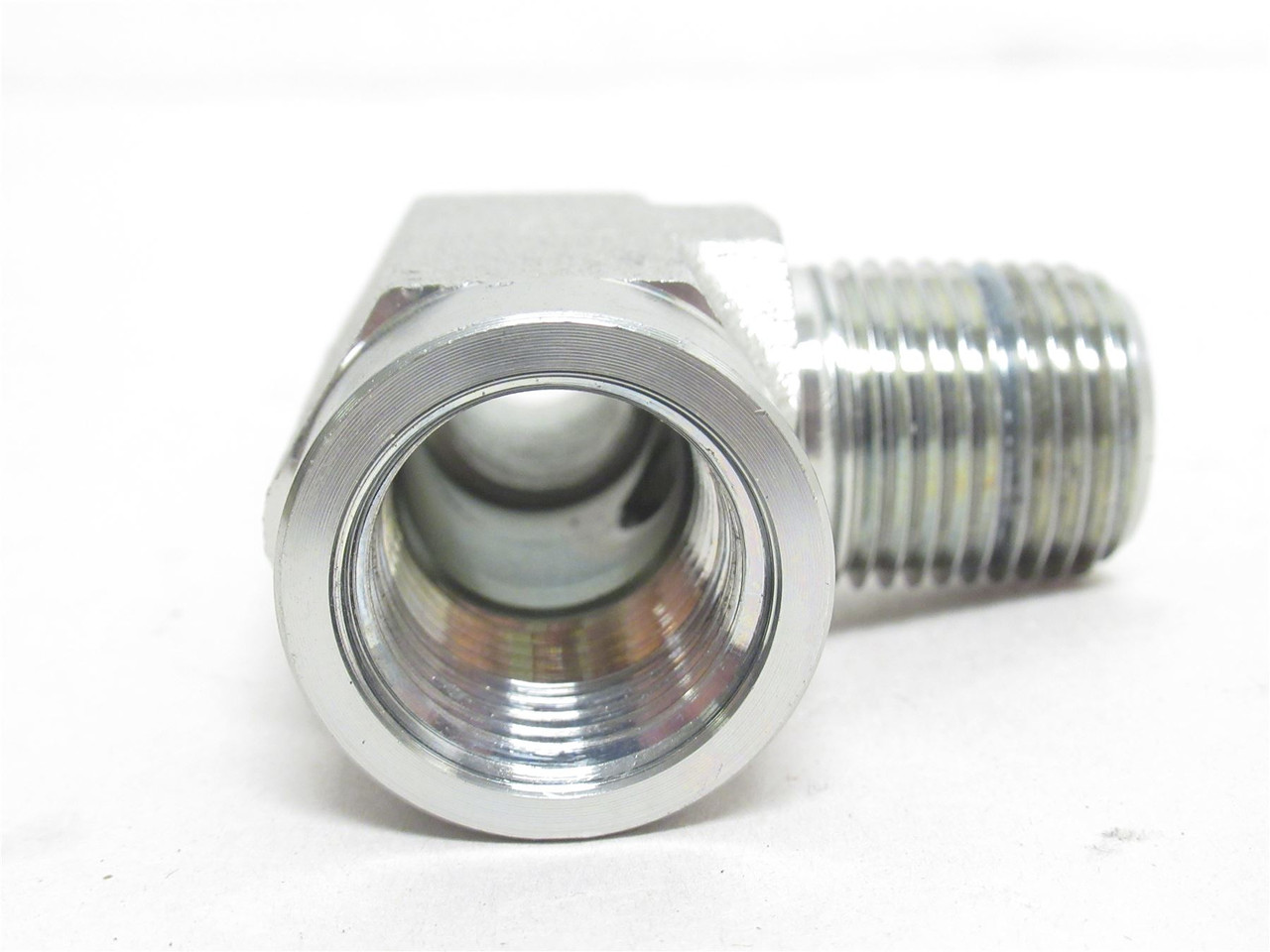 Discount Hose 5603-8-8-8; Street Tee; 1/2NPT x 1/2NPT x 1/2NPT