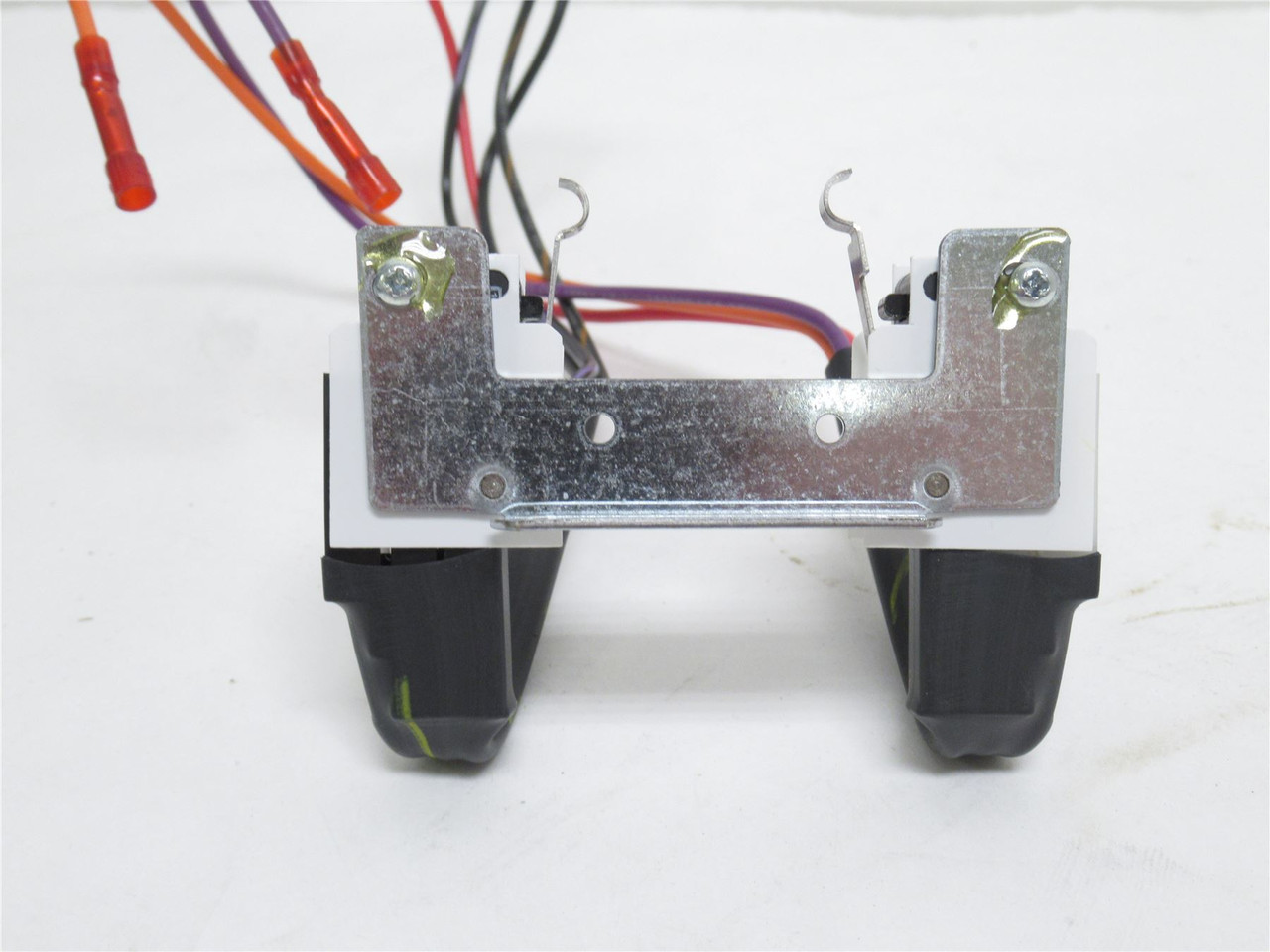 Honeywell 220736B ; Dual Auxillary Switch; SPDT; Snap Action