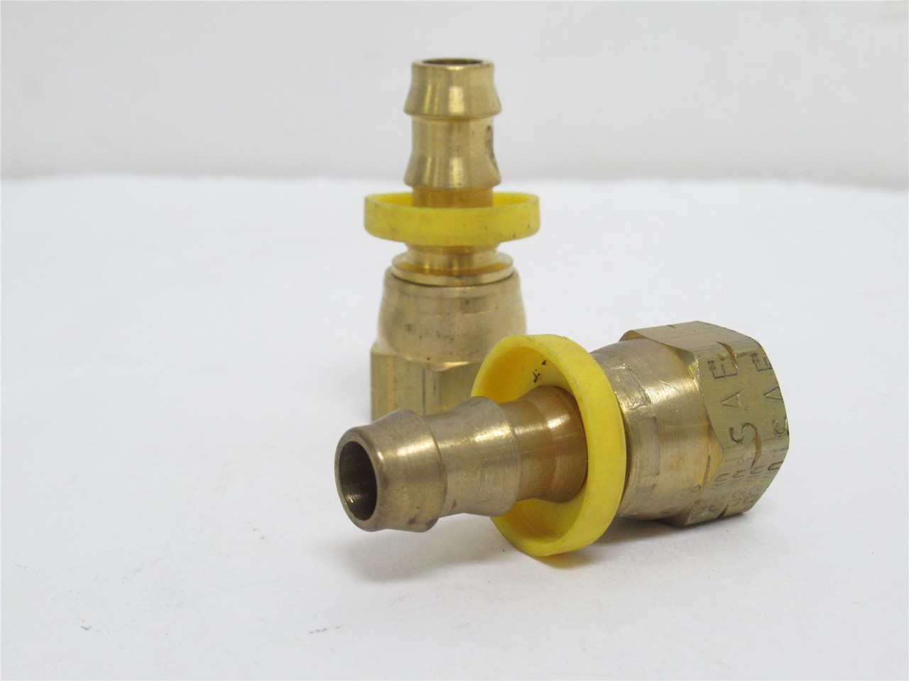 Parker 146HBLFSV-6-6; Lot-2 Barb Swivel; 3/8 SAE 45; 3/8" Hose