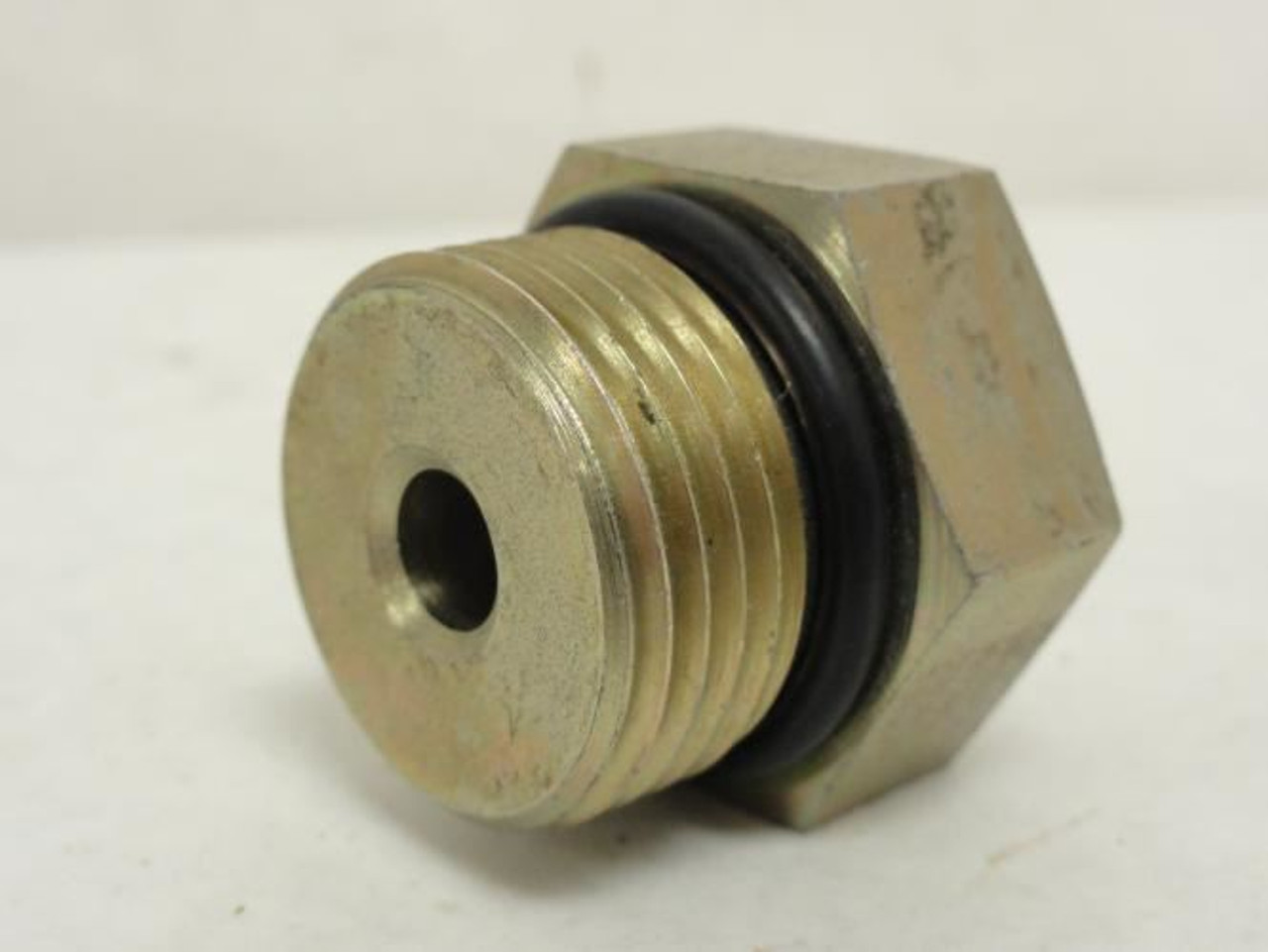 Parker 6-12 F5OX-S; Hydr Straight Adaptor; 3/8 JIC x 3/4 BOSS Parker 6-12 F5OX-S; Hydr Straight Adaptor; 3/8 JIC x 3/4 BOSS