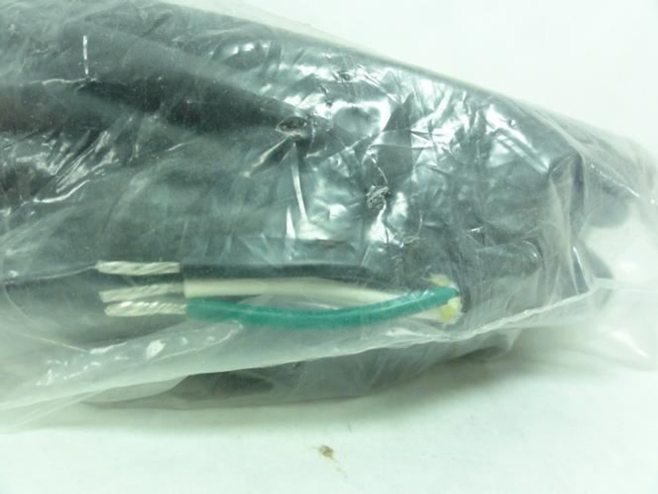 Turck U-22393; Female Cordset; RKVH 36D-20M/S760/S771