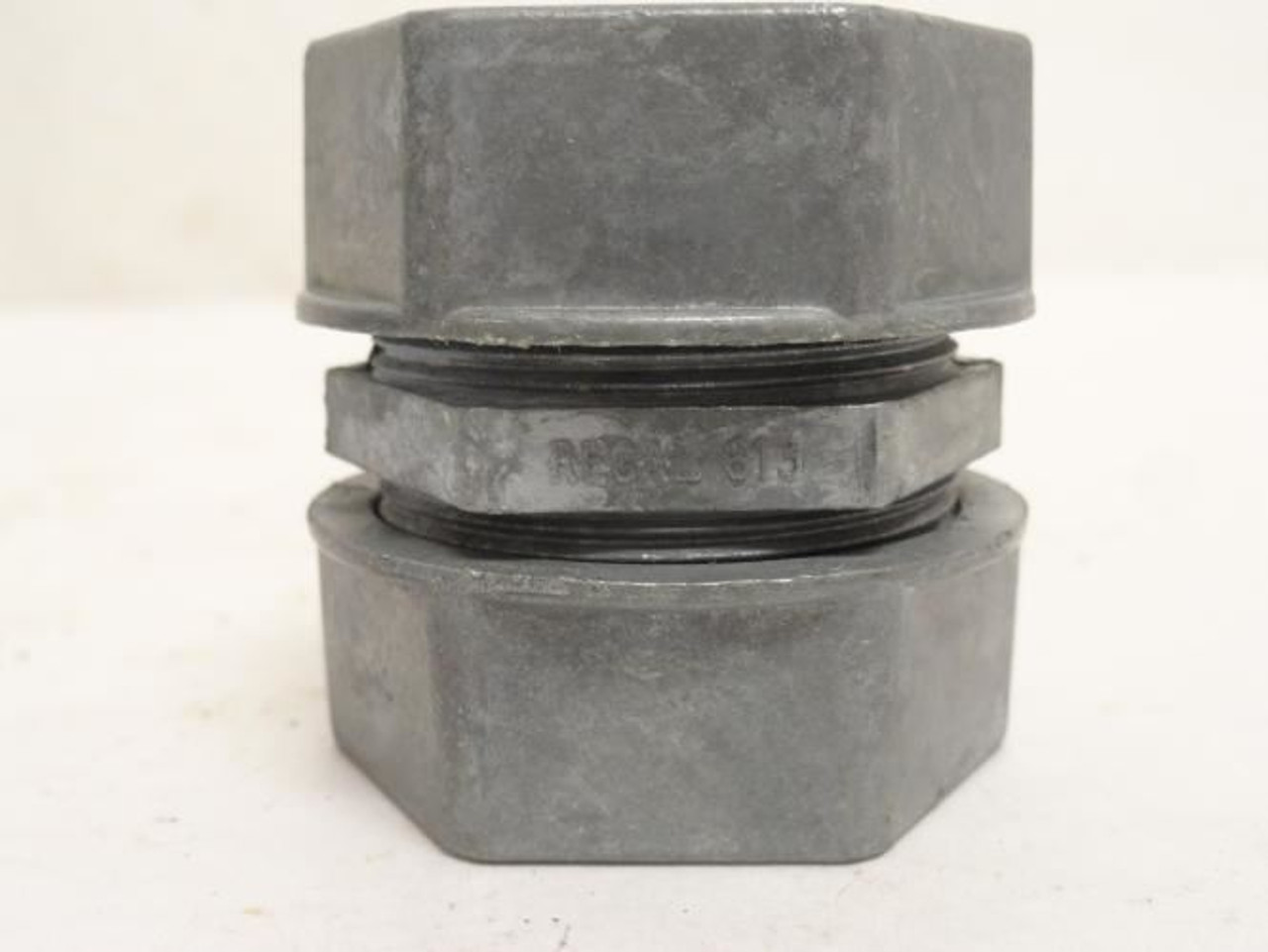 Regal 5394-61300; Lot-10; Compression EMT Couplings; Size: 1"