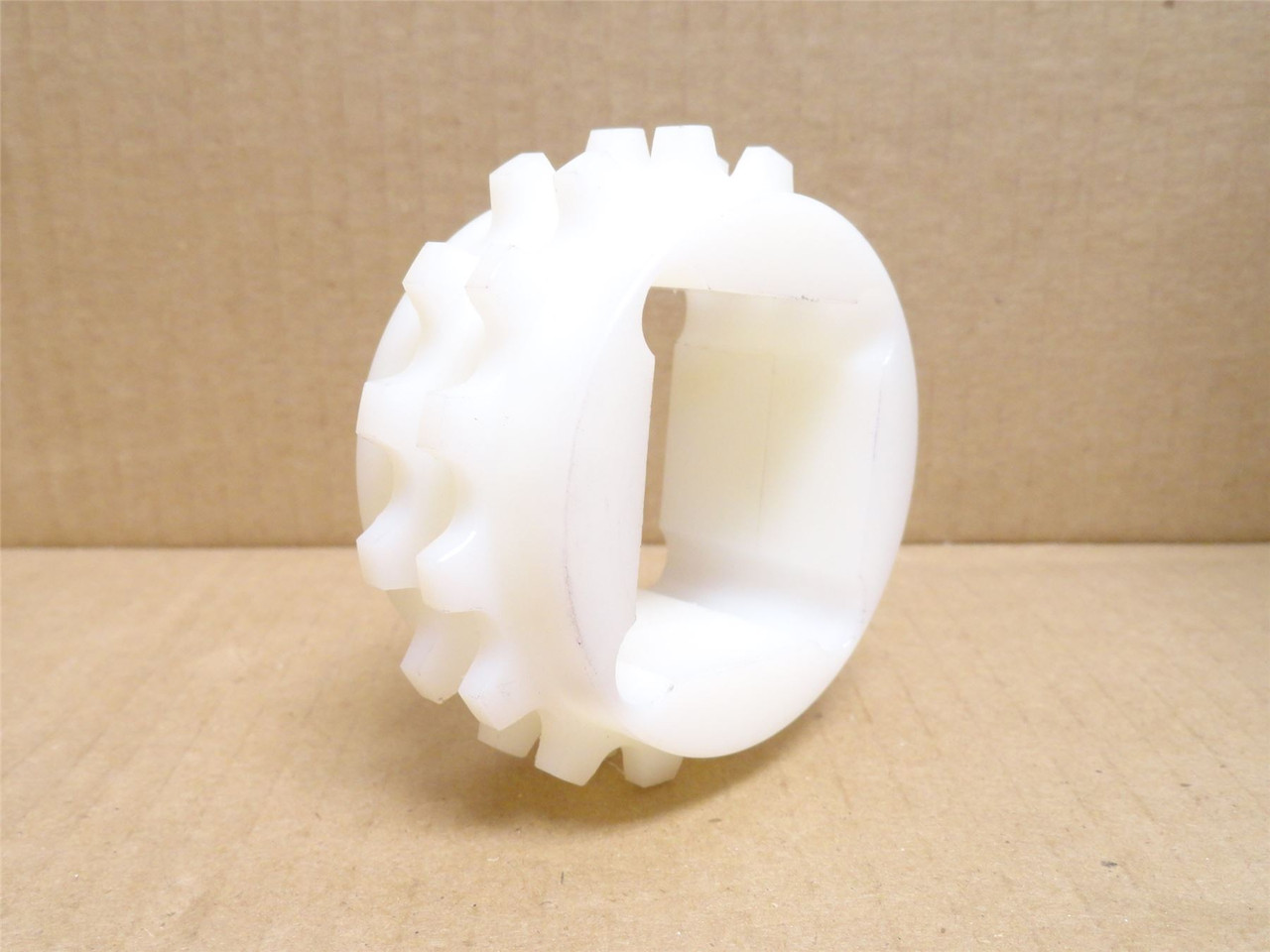 Marq-Packaging 2434; Plastic Sprocket; 1-1/2"ID Sq; 15 Teeth