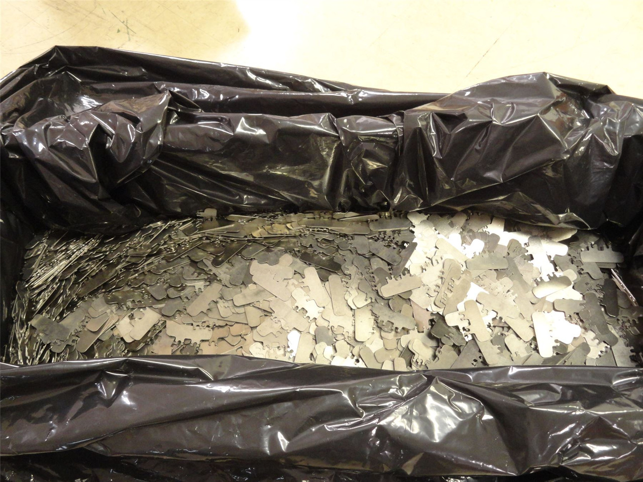 JBT 136237A; Lot-4700; Lane Divider Clips; SS; 7mm Rods