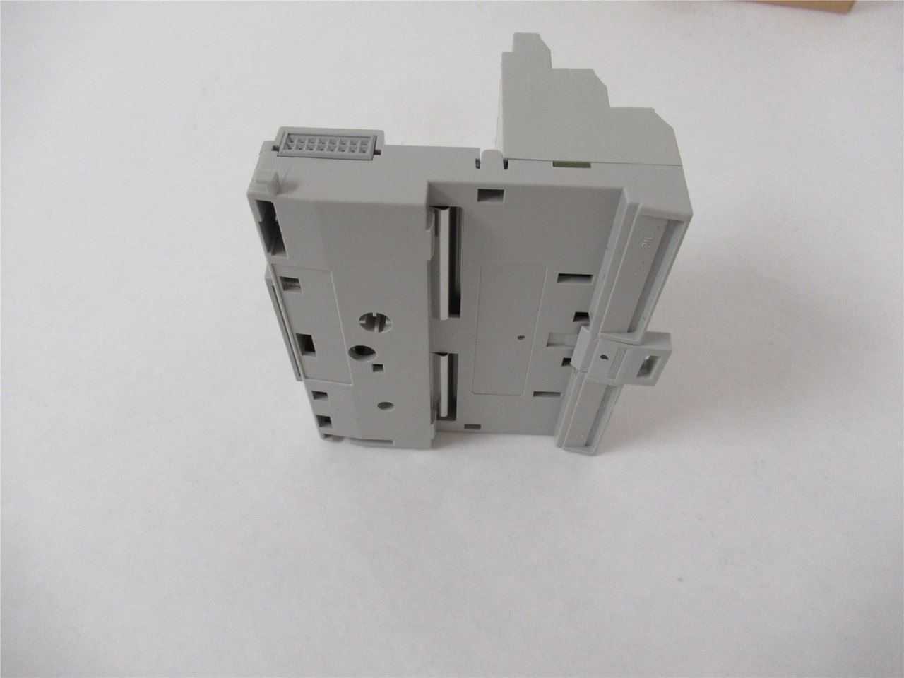 Allen-Bradley 1794-TB3; Terminal Base 10 AMP 16 I/O Terminals