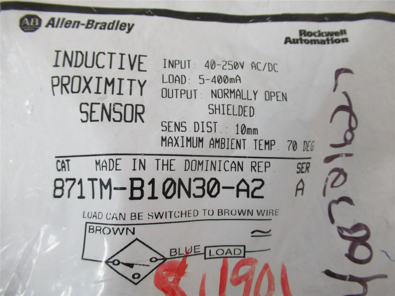 Allen-Bradley 871TM-B10N30-A2; Proximity Sensor 10MM Range
