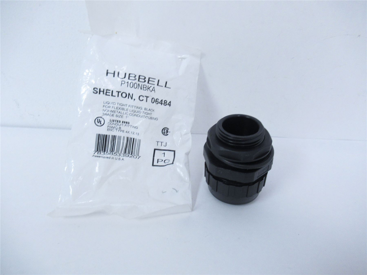 Hubbell P100NBKA; STRAIGHT MALE LT CONN 1 IN NM BLACK