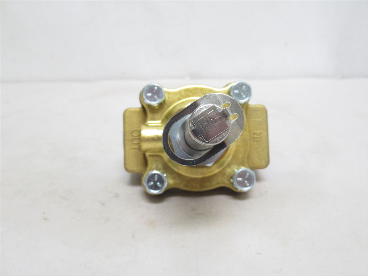 Parker 12F22C2148A3F; Gold Ring Brass Valve Body; 3/4NPT