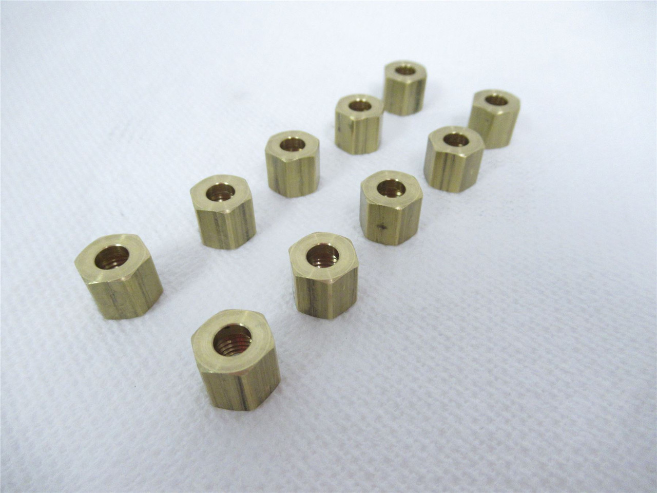 Nordson 152926; Lot-10 Nut Retaining