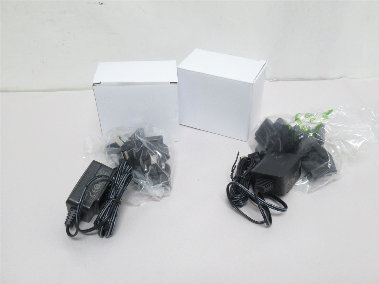 CUI SMI6B-15-4-P5R; Lot-2; Wall Mount Adaptors; 15VAC/DC; 6W