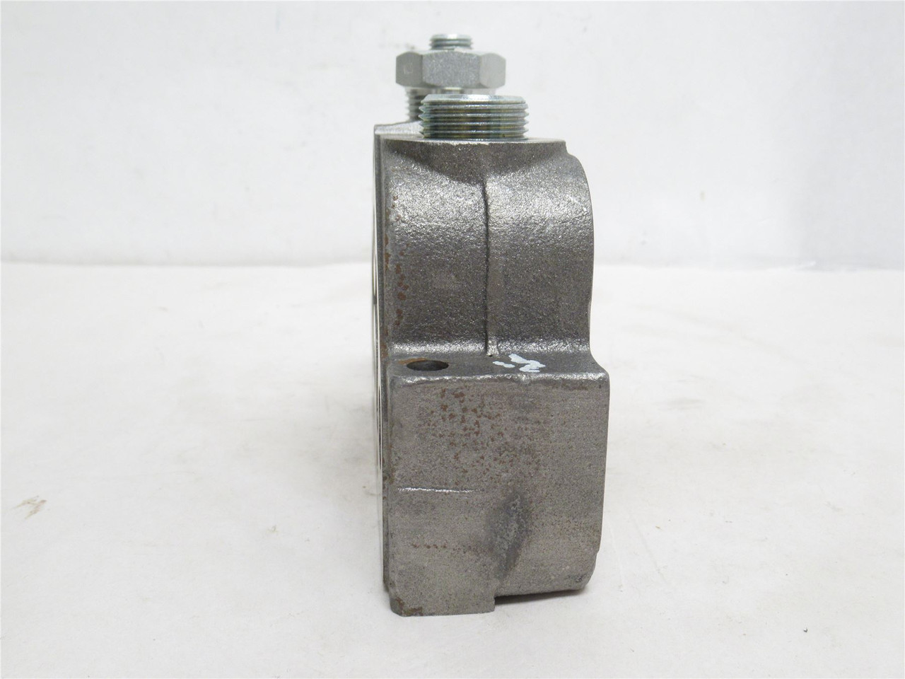 Parker 8650030; Inline Ported Valve Body; 682 20-LC-75