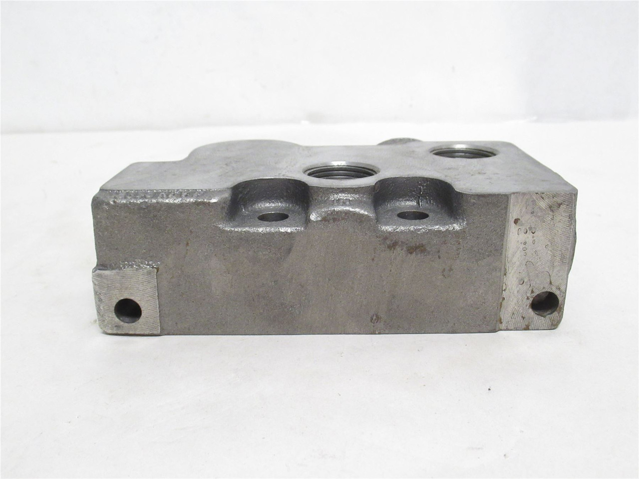 Parker 8650030; Inline Ported Valve Body; 682 20-LC-75