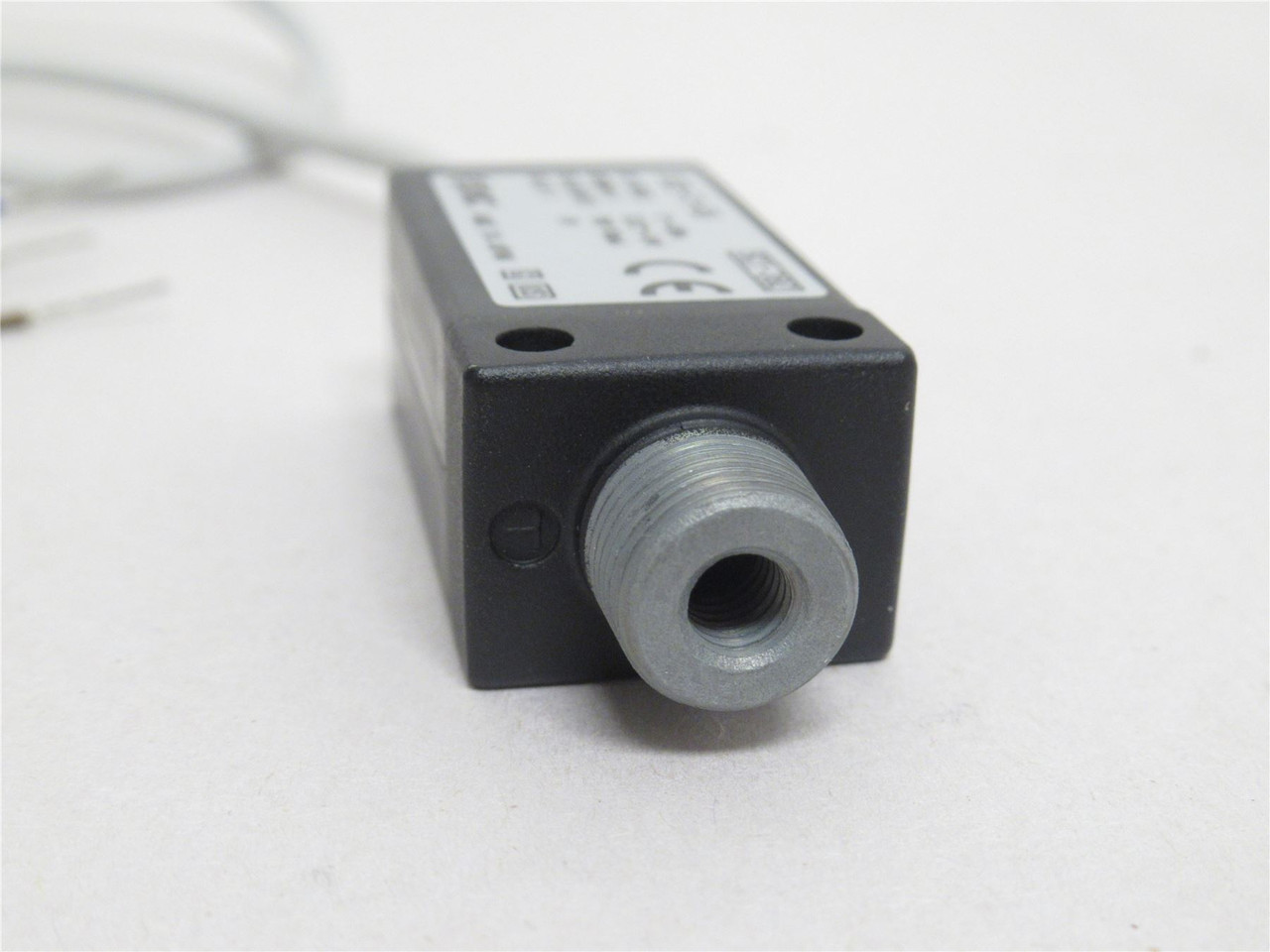 SMC ISE2-T1-55; Pressure Switch; 0-1MPa; 12-24VDC; 1-Output