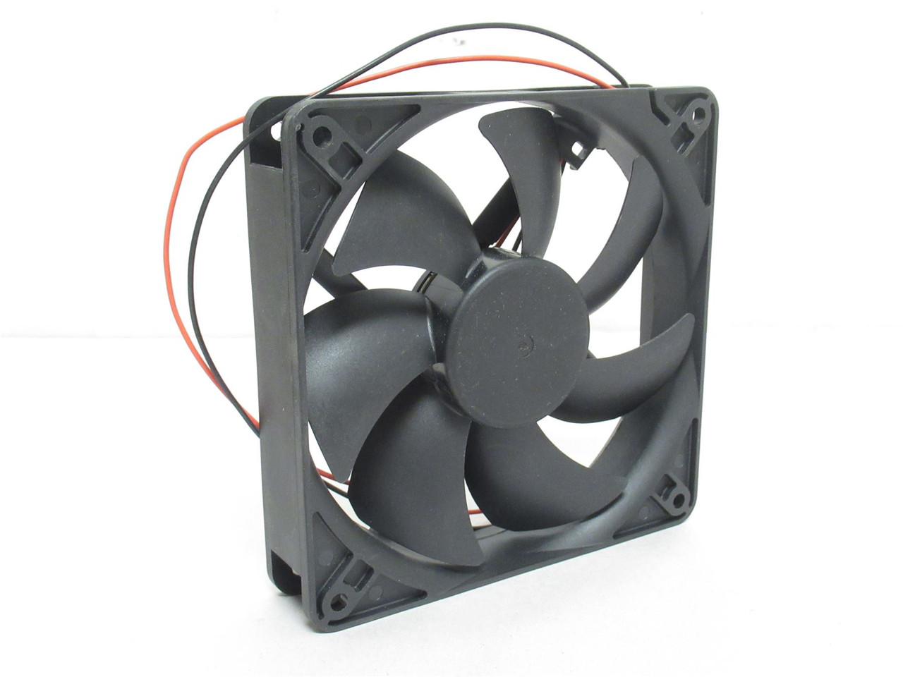 Sunon EEC0251B1-000U-A99; Axial Fan; 120mm x 120mm; 12VDC Sunon EEC0251B1-000U-A99; Axial Fan; 120mm x 120mm; 12VDC
