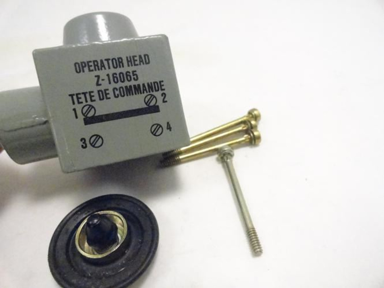 Allen-Bradley Z-16065; Operating Head